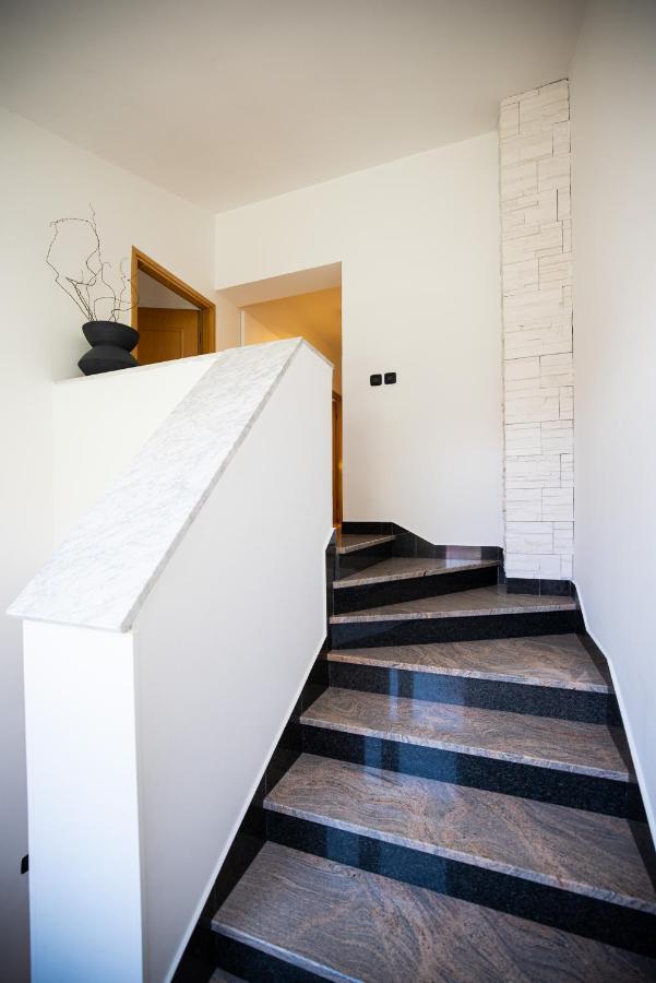 Villa Klaudia With Pool Zadar Luaran gambar